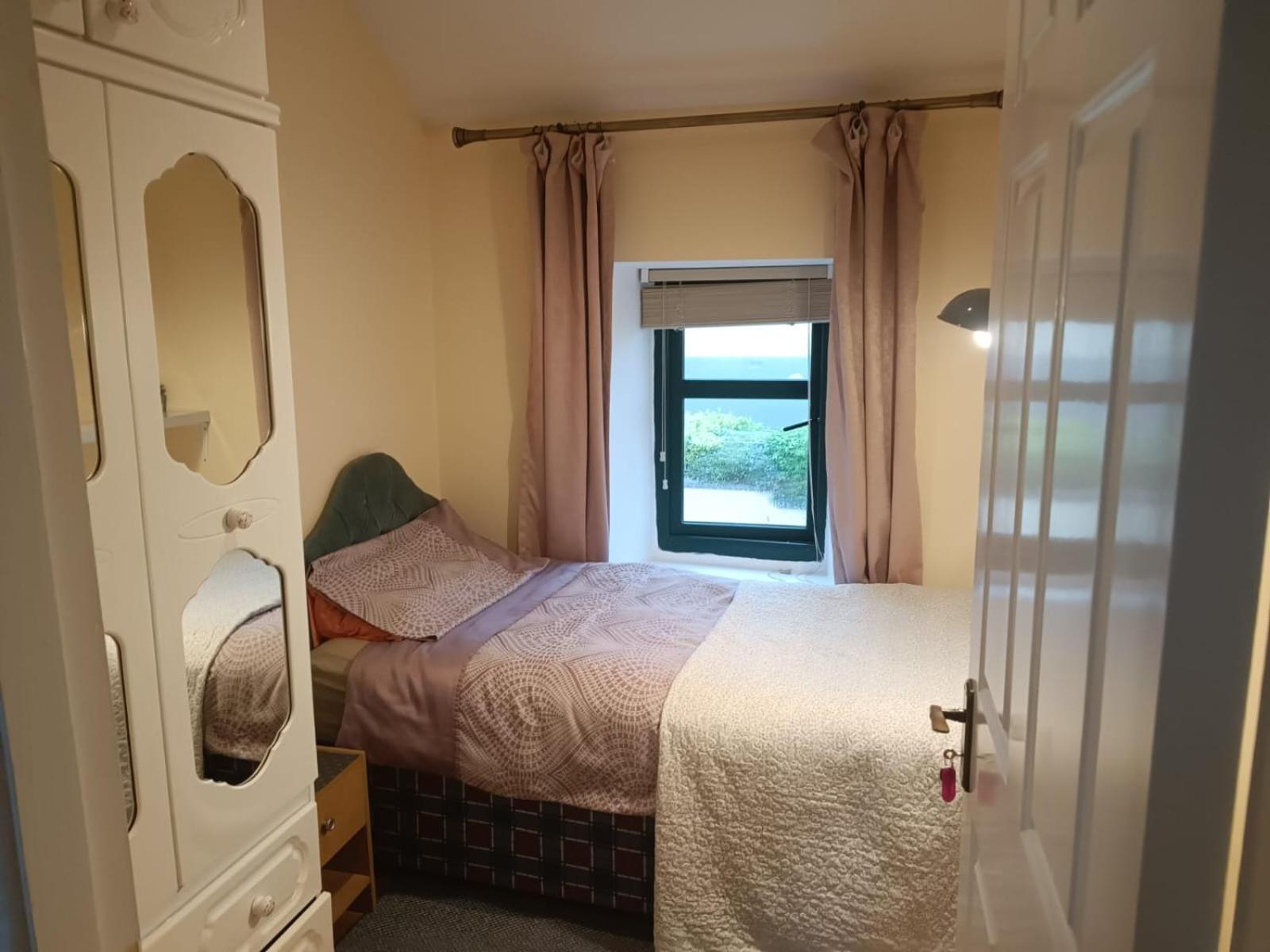Bernie'S Place Castlebar Chambre photo