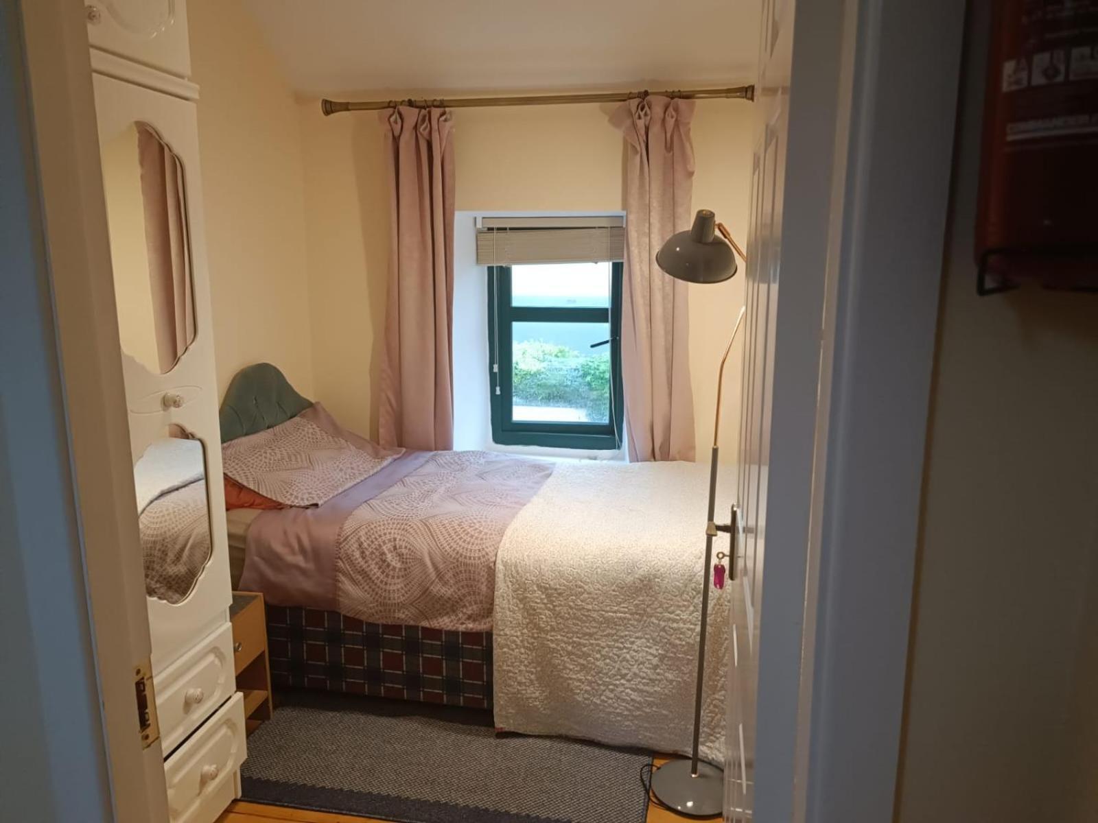 Bernie'S Place Castlebar Chambre photo