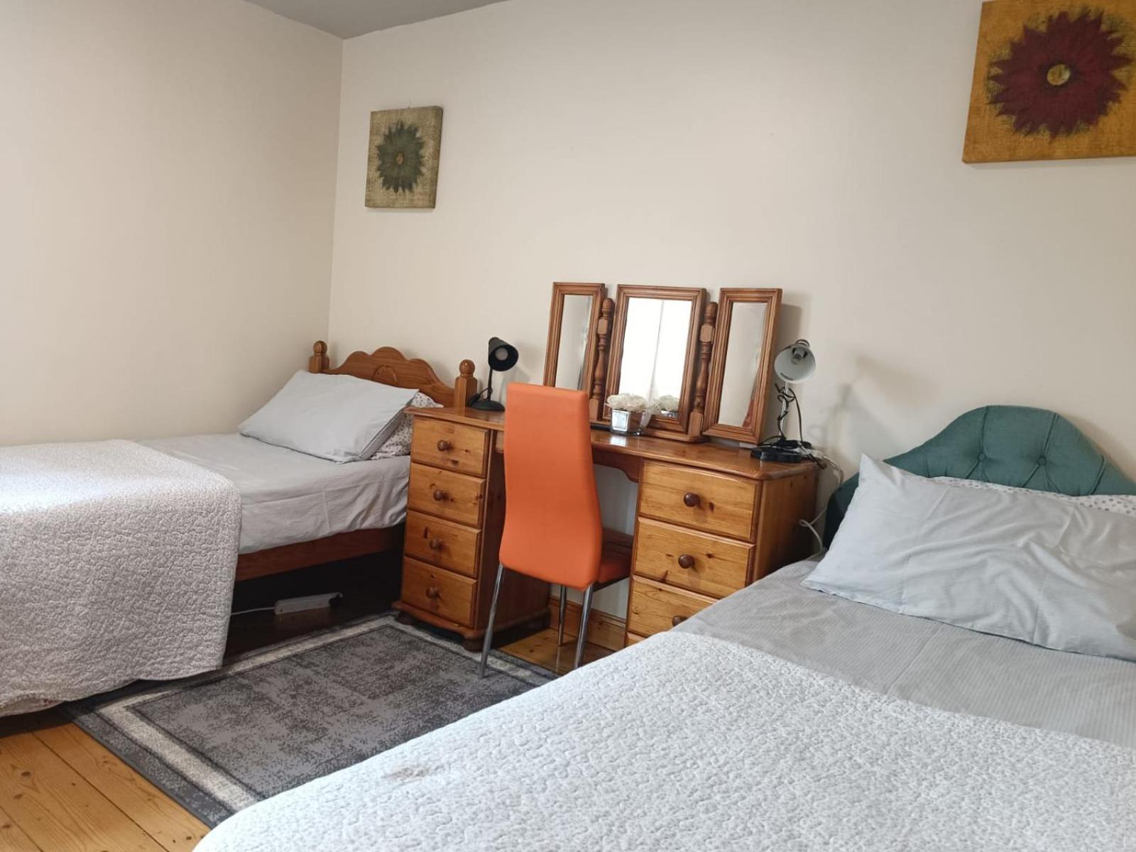 Bernie'S Place Castlebar Chambre photo